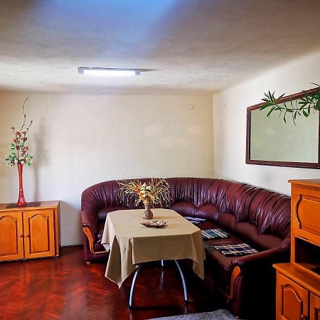 Casa Petrescu Villa คูร์ตา เด อาร์เจช ภายนอก รูปภาพ